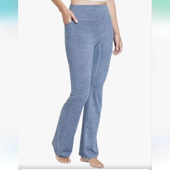 All In Motion Blue Flare Leg Leggings With Pockets Size Medium - Picture 1 of 7